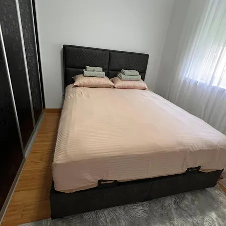 Apartment Lux *